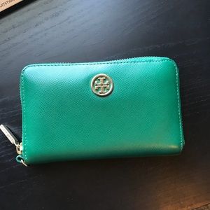 Tory Burch Robinson Wallet